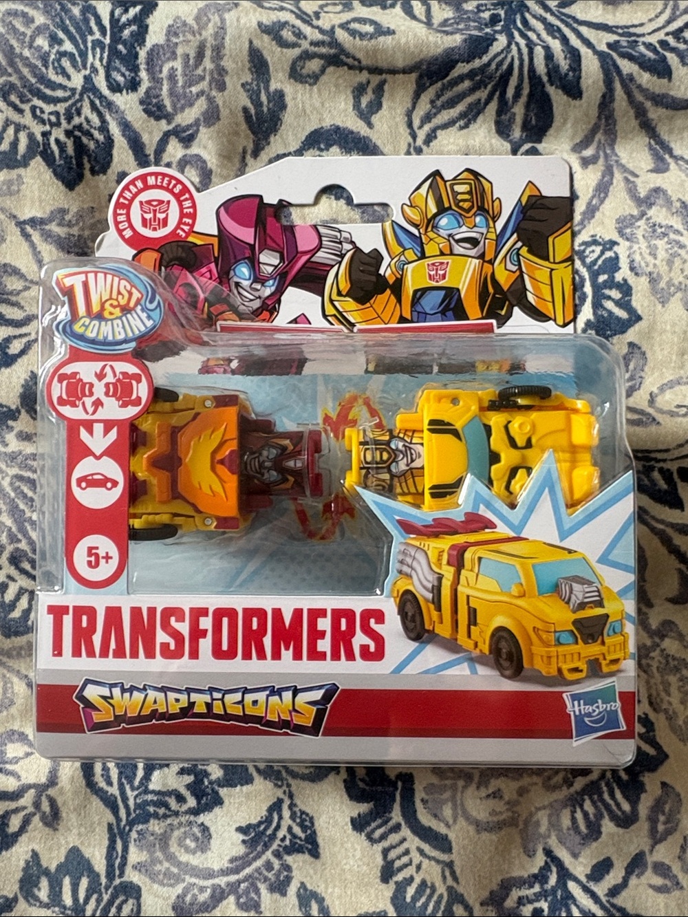 Hasbro Transformers Swapticons Yellow and Red Twist-Combine Figure Bumblebee New